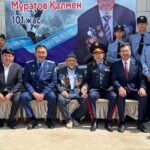 101 ЖАСТАҒЫ МАЙДАНГЕРДІ ГЕНЕРАЛ МЕН ЖАС САҚШЫЛАР ҚҰТТЫҚТАДЫ